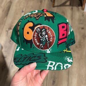 Mitchell & Ness SnapBack Cap with Celtics Graphics OSFA